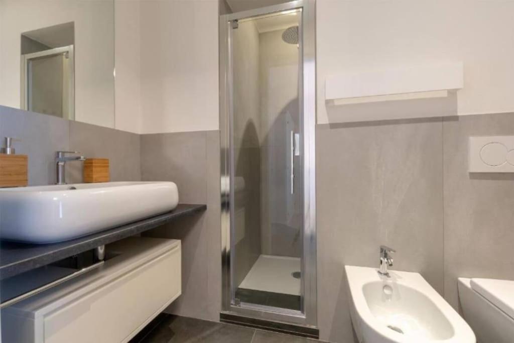 Stylish Four Bedrooms Apartment - Florence Center Ngoại thất bức ảnh